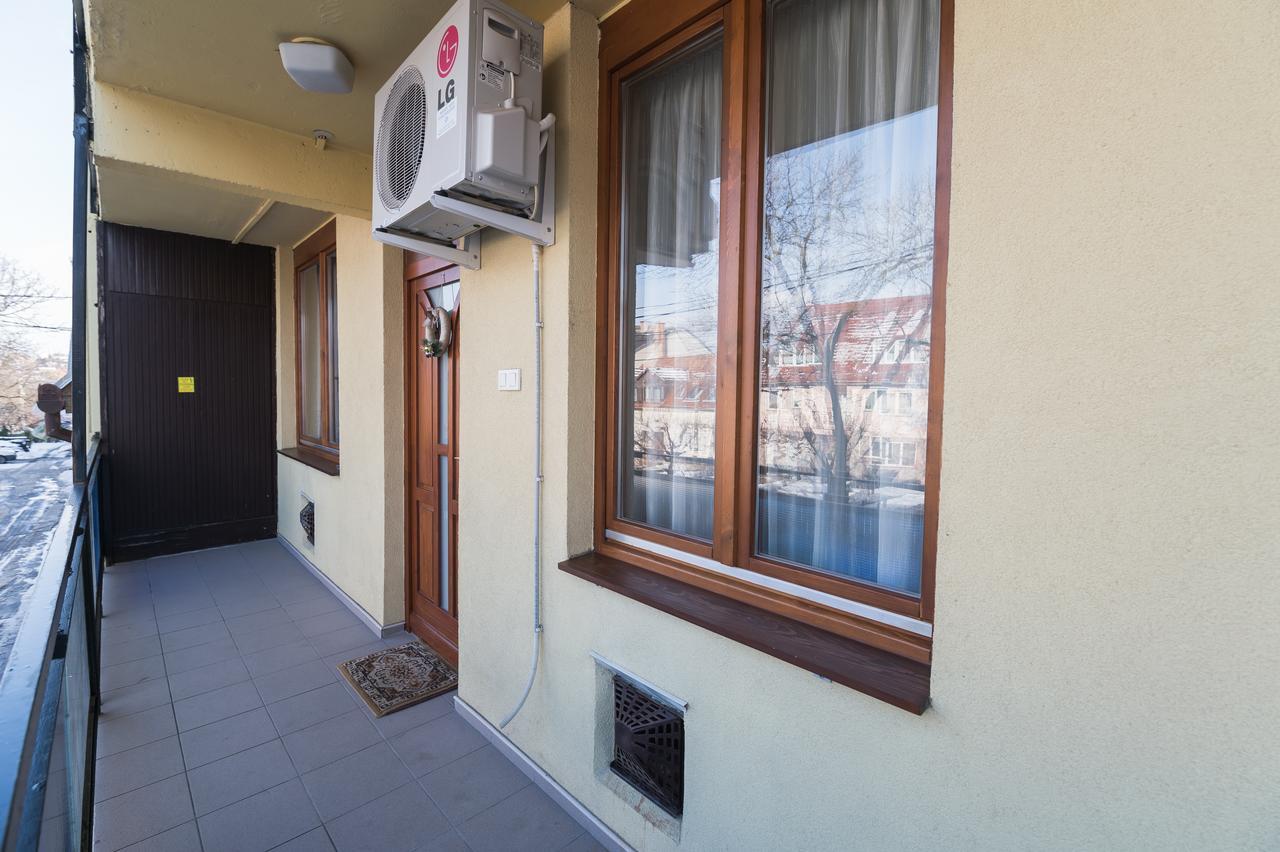 Lujzi Apartman Егер Екстериор снимка